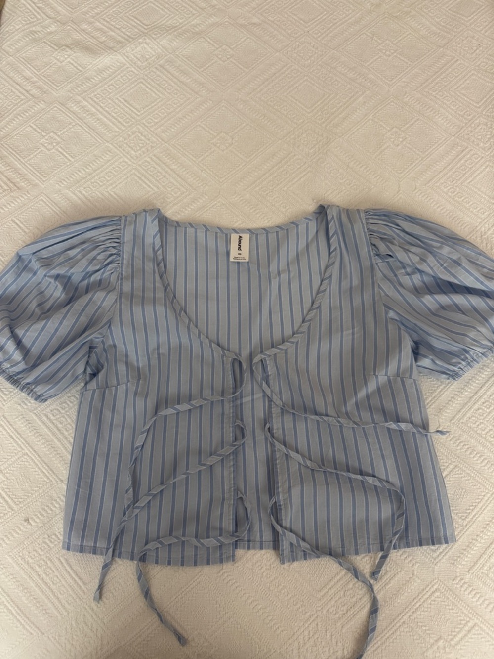 Abound Blue Striped Tie-Front Puff Sleeve Blouse